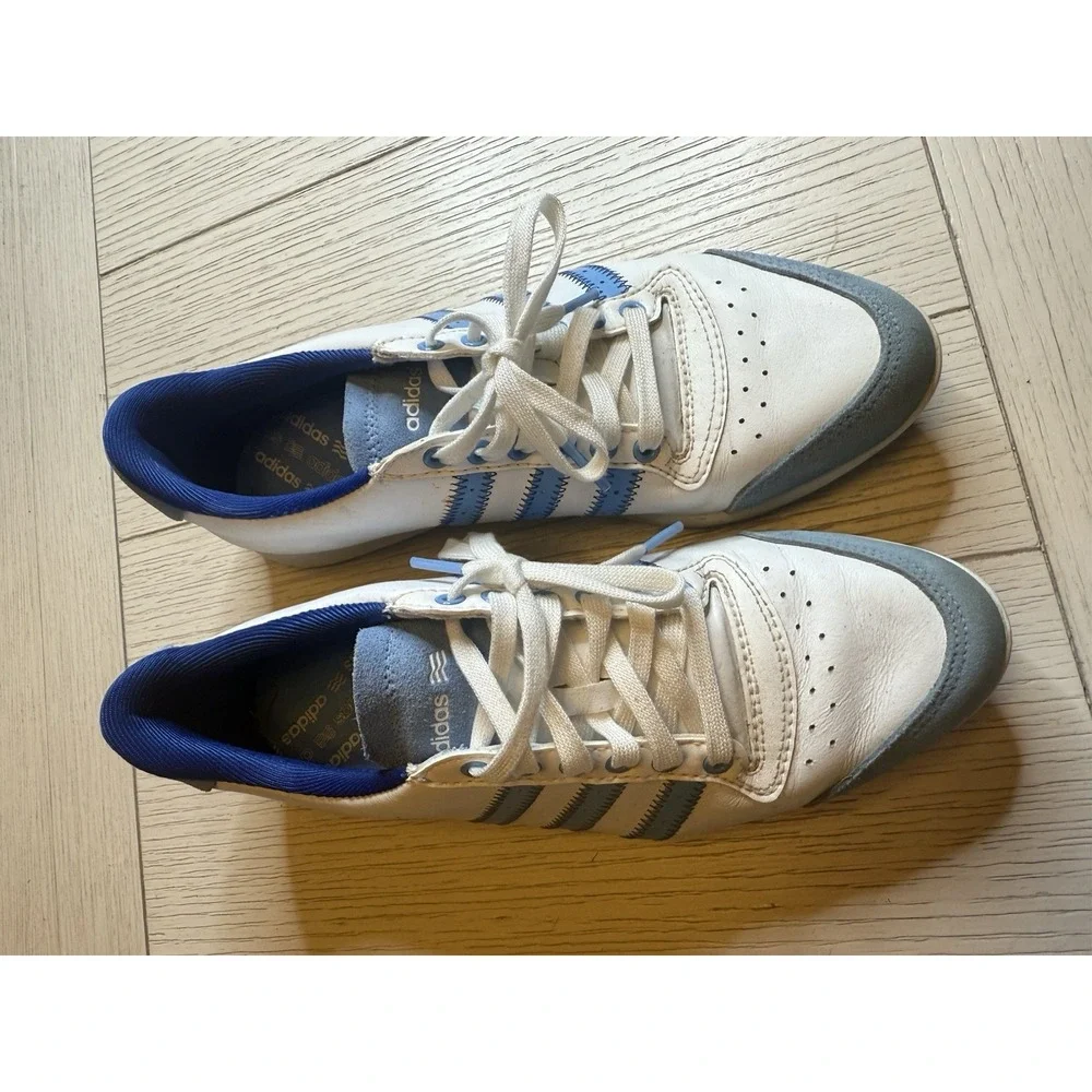 Women's  Adidas  Golf Shoes EVG 791003 Blue And‎ White Size 6.5 Spikeless